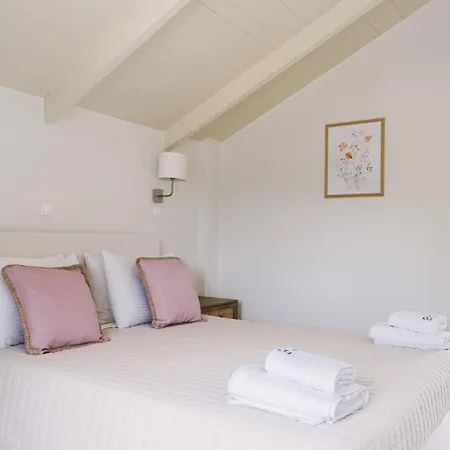 Blue House Apartment *